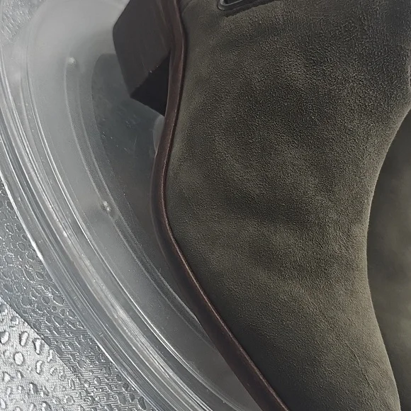 A Vince Camuto womens Olive Green ankle boots size 6W - Picture 10 of 15